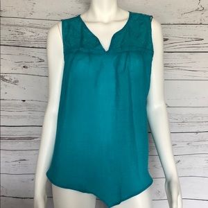 NWT Gorgeous Turquoise Flowy Sleeveless Top Sz M